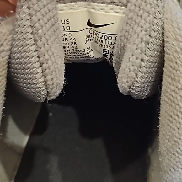 Nike gray renew fusion size 10 running shoe - Picture 10 of 11